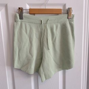 2/20$ 🛍 Zara Shorts Size Small